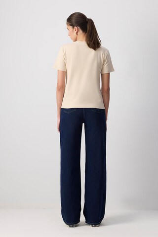 Touche Prive T-Shirt in Beige