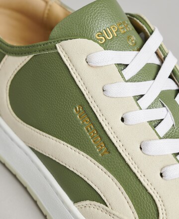 Superdry Sneaker in Grün