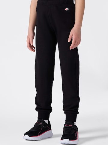 Champion Tapered Παντελόνι σε μαύρο: μπροστά