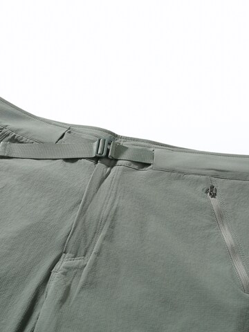 YOUTHUP Regular Workout Pants 'Trockenbahn' in Green
