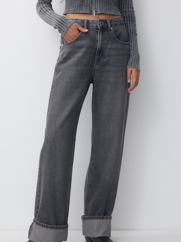 Pull&Bear Loosefit Jeans in Grijs: voorkant