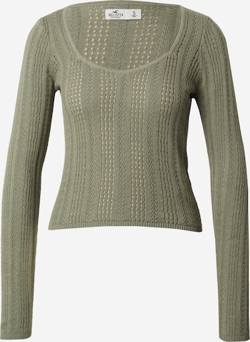 HOLLISTER Sweater in Green: front