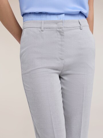 Regular Pantalon MOTIVI en gris