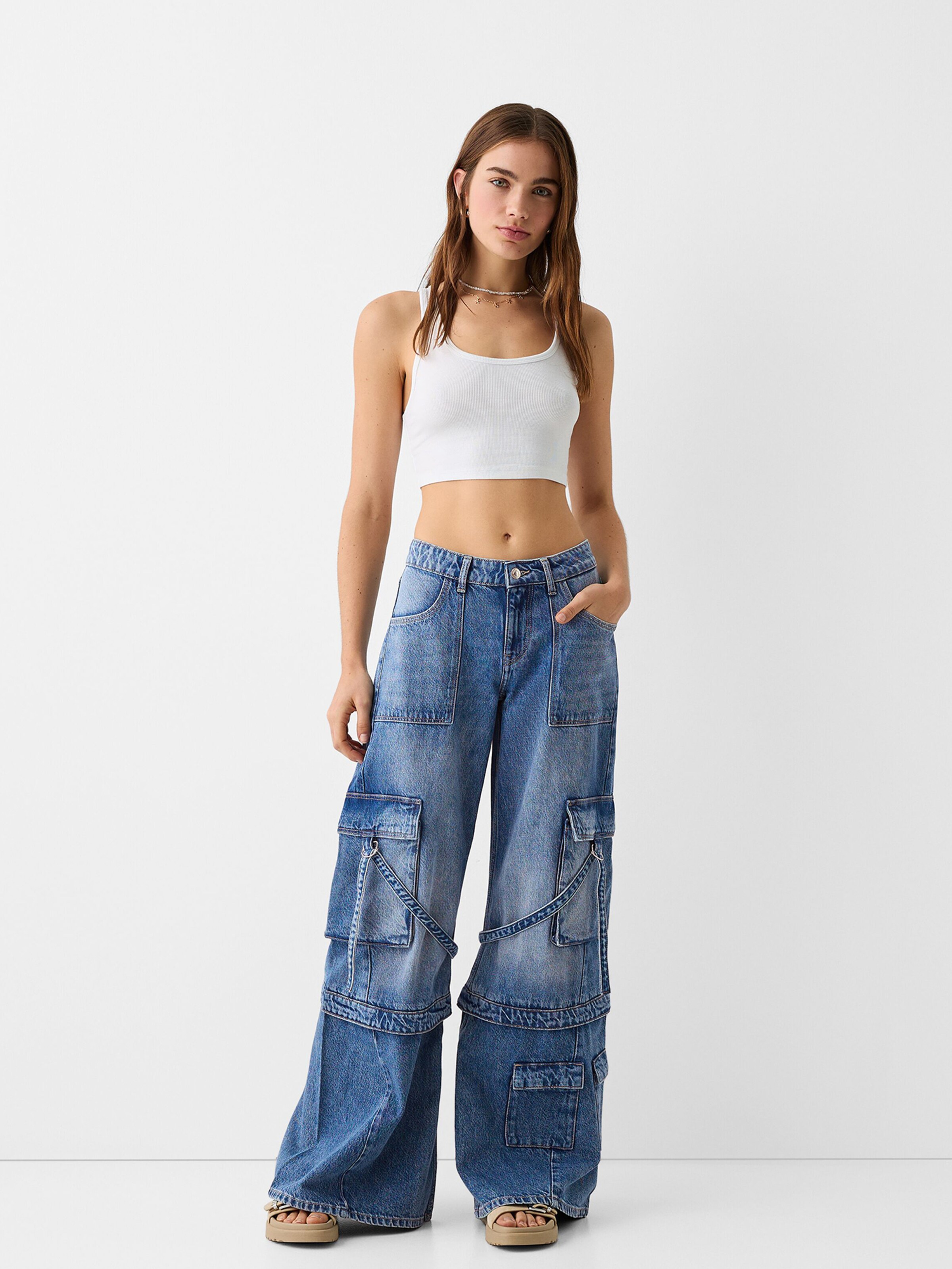 Bershka Wide leg Cargo jeans in Blue Denim ABOUT YOU