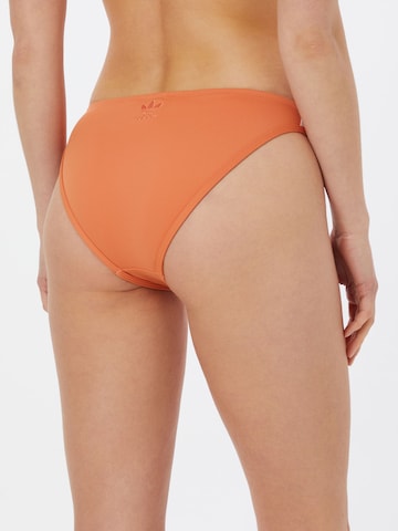 ADIDAS ORIGINALS Bikinihousut värissä oranssi