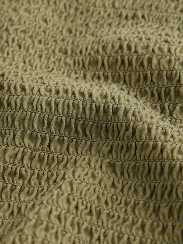 Next Top | zelena barva