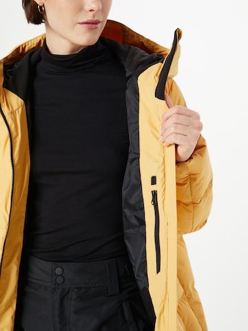 BRUNOTTI Pitkä takki ulkoiluun 'Bigsur' värissä keltainen