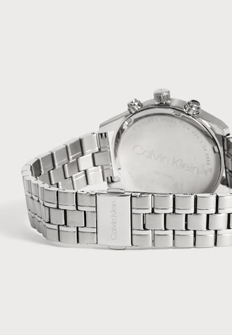 Calvin Klein Analogna ura 'MODERN VINTAGE' | srebrna barva: zadnja stran
