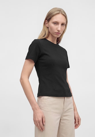 Tricou 'Feather' de la IVY OAK pe negru
