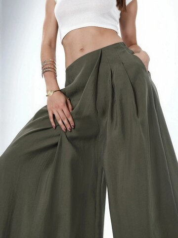 Wide leg Pantaloni di Hiccup in verde