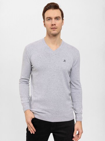 Pullover di Daniel Hills in grigio: frontale