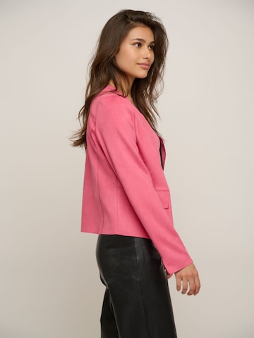 RINO & PELLE Tussenjas 'Brisia' in Roze