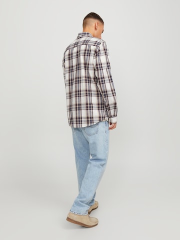 JACK & JONES - Comfort Fit Camisa 'Blubrook' em castanho