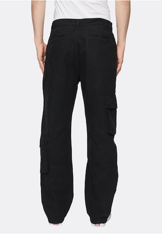 Regular Pantalon cargo Pegador en noir