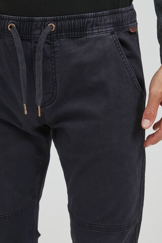 INDICODE JEANS - Tapered Calças 'Brontus' em preto
