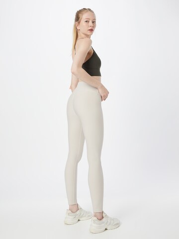 Skinny Pantalon de sport 'Icecold' Eivy en beige