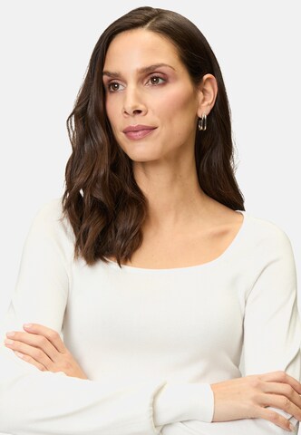 Pullover di zero in bianco