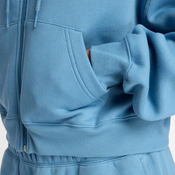 new balance Sweatvest 'Heritage' in Blauw