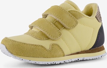 WODEN Sneakers 'Nor' in Yellow: front