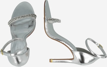 Sandalo con cinturino 'Helenni' di Ted Baker in argento
