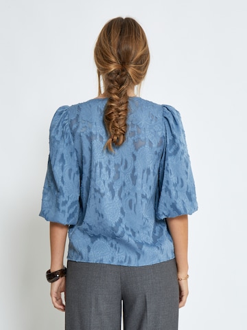 Peppercorn Bluse 'Gyda' i blå