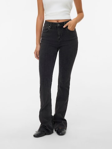 VERO MODA Flared Jeans‌‌‌‌‌‌‌ in Schwarz