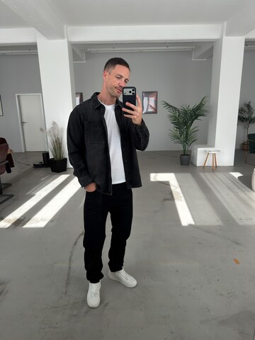 Coupe regular Chemise 'Mika' DAN FOX APPAREL en noir