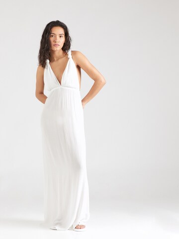 ABOUT YOU x Kamila Šikl Evening dress 'Nia' in White