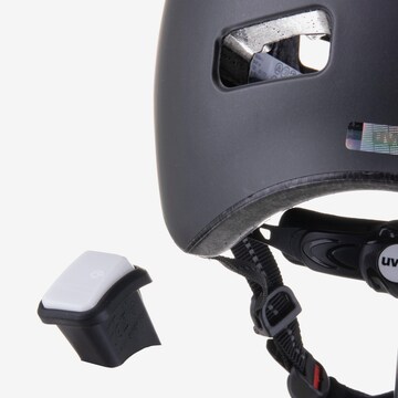 UVEX Helmet 'Ush Visor' in Black