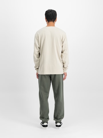 Effilé Pantalon ALPHA INDUSTRIES en vert