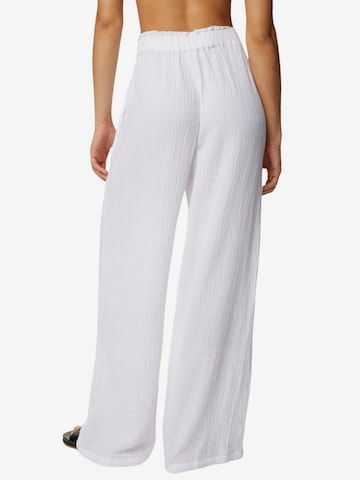 Loosefit Pantaloni di Marks & Spencer in bianco