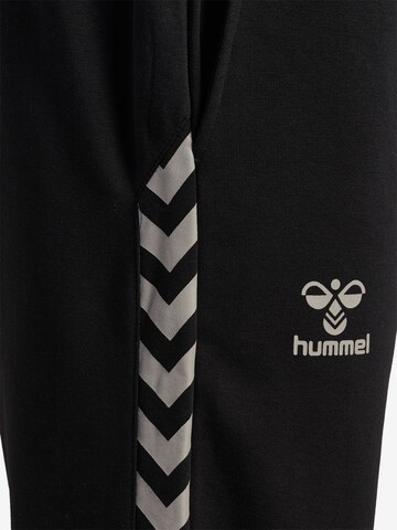 Hummel Tapered Sporthose 'Staltic' in Schwarz