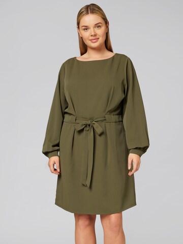 Guido Maria Kretschmer Curvy Dress 'Simona' in Green: front