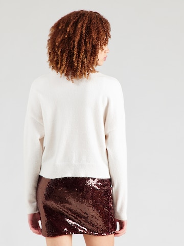 Pulover de la Tally Weijl pe alb