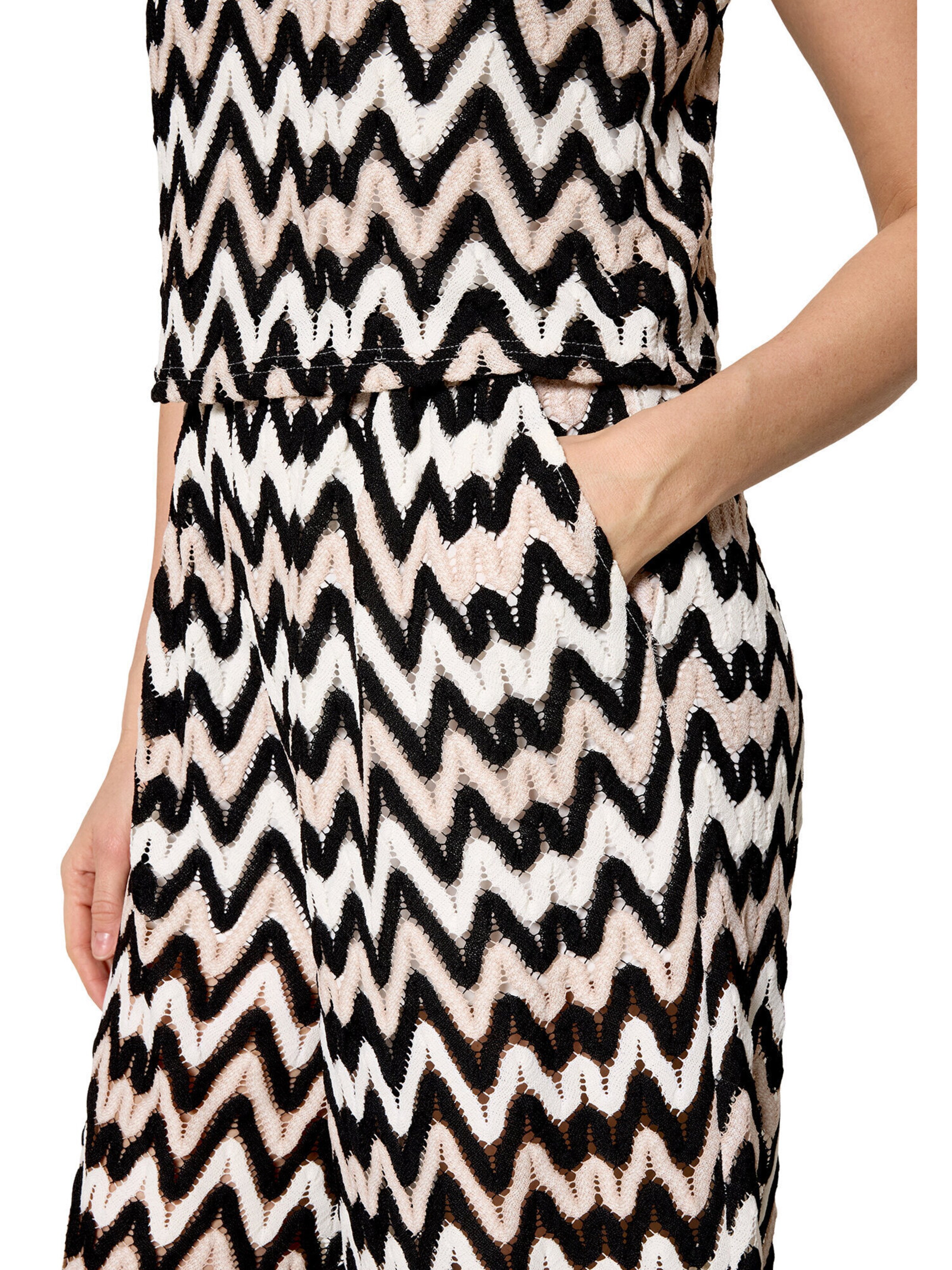 Betty Barclay Jumpsuit in Black