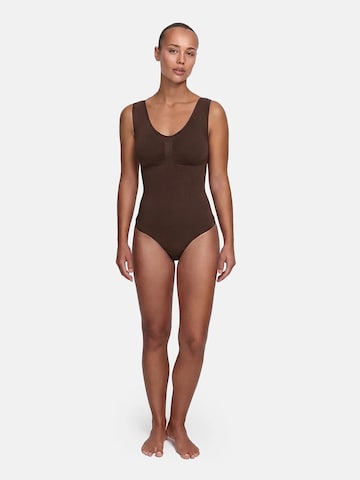 cfab (formerly creamy fabrics) Shapingbody 'Tank Bodysuit Sculpting Shapewear mit String' in Bruin