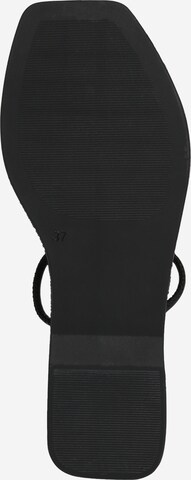 Flip-flops de la Trendyol pe negru