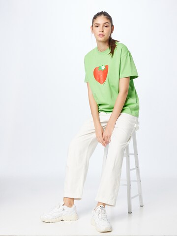 LOCAL HEROES - Camiseta 'WILD STRAWBERRY' en verde