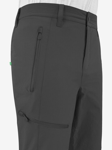 Regular Pantalon outdoor 'Basin' normani en noir