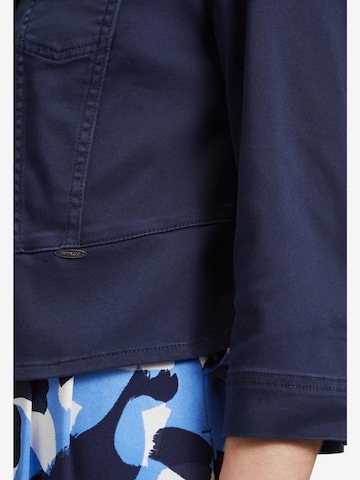 Betty & Co Jeansjacke mit Taschen in Blau