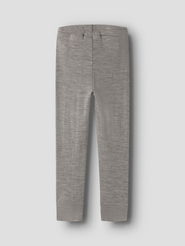 NAME IT - Skinny Leggings 'NMNWAX' en gris