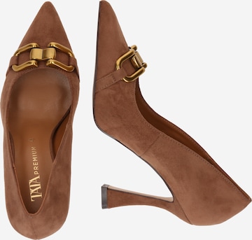 TATA Italia - Zapatos con plataforma en marrón