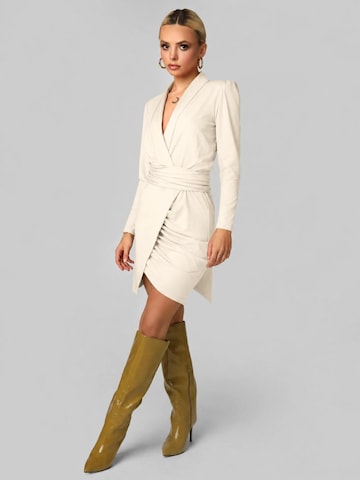 Madnezz House Jurk in Beige