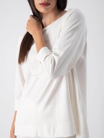 MND Bluse 'Soft touch edged sweater'‌‌‌‌‌‌‌‌‌ in Weiß