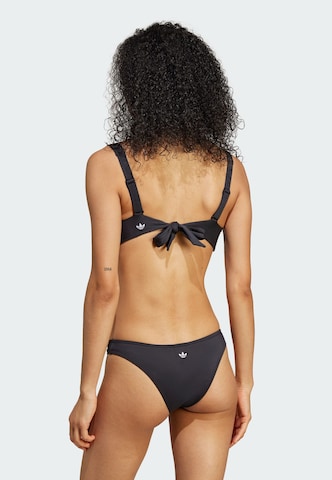 ADIDAS ORIGINALS Balconette Bikinitop in Zwart