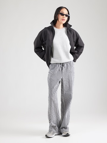 CATWALK JUNKIE Sweatshirt in Grijs