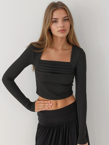 Hiccup - Camisa em preto: frente