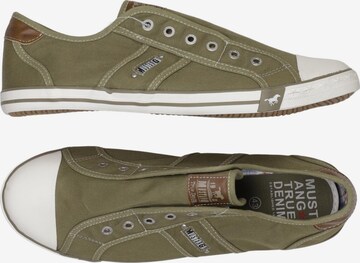 MUSTANG Sneaker 43 in Grün: Vorderseite