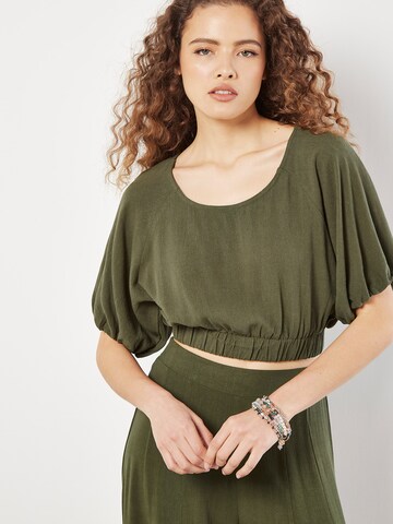 Apricot Top in Green: front