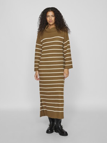 VILA Knitted dress in Brown: front